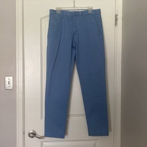 Banana Republic Tapered Fit Chino Pants EUC Size 32 X 32 Coastal Blue Flat Front